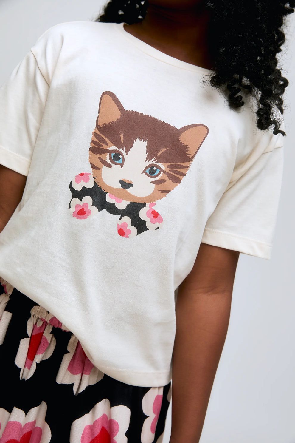 Camiseta Niña Manga Corta Estampado Gatito Compañía Fantástica