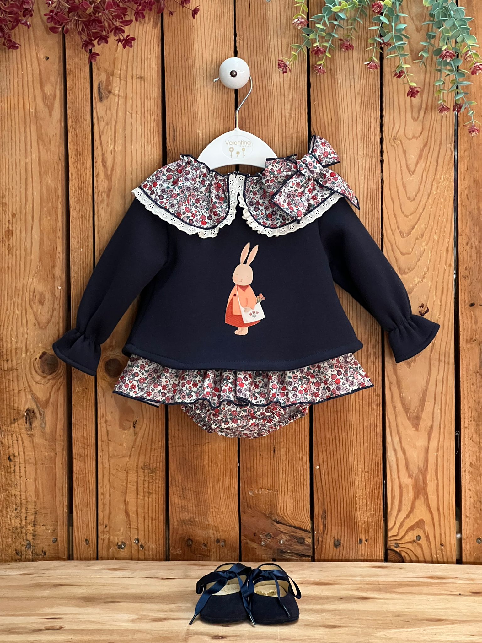 Conjunto Borgoña Marino Flores Valentina Bebés